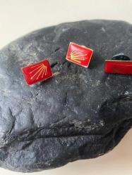 KOLEKSİYONLUK VİNTAGE CHP ROZET ALTI OKLAR TEMALI ROZET KLİPSLİ ROZET 1 ADET