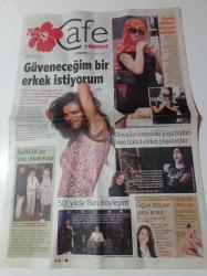 Milliyet Cafe Gazetesi-4 Temmuz 2007 - Hollywood Yıldızları Estetik Bağımlısı - Jennifer Aniston - Britney Spears - Demi Moore - Jessica Simpson - Saadet Işıl Aksoy Fotoğrafı - Paris Hilton İmajını Yeniliyor - SuADA'ya Yaz Çıkarması - Ender Mermerci - Ertekin Dinçay-  Ayten Alpman