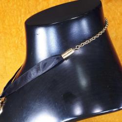 VINTAGE AVRUPA GENÇ KADIN PORTRE METAL KAMEO SİYAH KORDELALI GERDANLIK