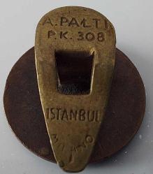 ESKİ DÖNEM ŞİFA KAYNAĞI DOĞA TEMALI MİNELİ PAPUÇLU ORİJİNAL YAKA ROZETİ 2TT1E1 ÇOK NADİRDİR
