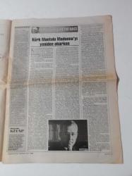 Cumhuriyet Kitap; Gazetesi - 28 Haziran 2001- Sayı 593 - Yunus Nadi Ödülleri 2000 56 Yıldır Aralıksız Veriliyor - Mehmet H. Doğan 70 Yaşında - Fethi Naci'nin Eleştiri Günlüğü'nde Bu Hafta Sabahattin Ali'nin Kürk Mantolu Madonna'sı- Yazın Sanatında Eşcinsellik - Şiir Atlası'nda Bu Hafta Elisaveta Badryana'nın Şiirleri Var - Ernest Hemingway - Kök Türkler