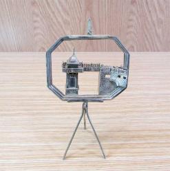 İzMiR TARİHİ ASANSÖR BiNaSı BİBLO.........Sanatçı Türkiz