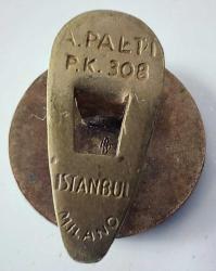 ESKİ DÖNEM ŞİFA KAYNAĞI DOĞA TEMALI MİNELİ PAPUÇLU ORİJİNAL YAKA ROZETİ 1DD2RA ÇOK NADİRDİR