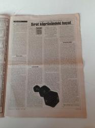 Cumhuriyet Kitap Gazetesi - 2 Temmuz 1998 - Sayı 437 - Kara Gülmeceden Bilimkurguya Bir Öykü Ustası Orhan Duru Fotoğrafı - Halil Kocagöz Şiir Ödüllü Abdulkadir Budak İle Hüseyin Alemdar Konuştu - Veysel Atayman Friedrich Cramer 'in Kaos Ve Düzen'ini Değerlendirdi - ODTÜ'yü ODTÜ Haline Getiren Profesör Doktor Kemal Kurdaş