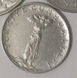 1969 25 kuruş 69 yılı (farklı baskı ayak altı düz zemin)