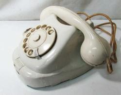 AnTiKa BEYAZ ÇEVİRMELİ TELEFON.......