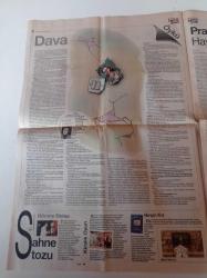 Cumhuriyet Haftasonu Gazetesi - 30 Eylül 2006 - Sayı 18 -  Mankenliği Medya Yozlaştırıyor - Bu Papa İsa'ya Yakışmıyor - İşyerinde Kabus Duygusal Taciz - Bademler Köyü Sahnesi - Mustafa Anarat Sahnesi - Modanın Şeytani Dansı - Baroktaki Yalnızlık - Kırsalda Büyümenin Sancılı Halleri