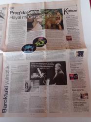 Cumhuriyet Haftasonu Gazetesi - 30 Eylül 2006 - Sayı 18 -  Mankenliği Medya Yozlaştırıyor - Bu Papa İsa'ya Yakışmıyor - İşyerinde Kabus Duygusal Taciz - Bademler Köyü Sahnesi - Mustafa Anarat Sahnesi - Modanın Şeytani Dansı - Baroktaki Yalnızlık - Kırsalda Büyümenin Sancılı Halleri