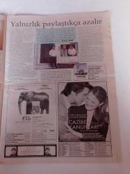 Hürriyet Keyif Gazetesi - 25 Temmuz 2004 - Her Yazdığı Best Seller Ayşe Kulin Fotoğrafı - Gece Sesleri Kitabı - Dan Brown - Da Vinci Şifresi - İstanbul Santranç Derneği - Bruce Willis - Kadının Silahı Cinsellik - Nicole Kidman