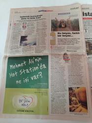 Milliyet Pazar Gazetesi - 21 Nisan 2002 -  Feshane - İlber Ortaylı - Murathan Mungan'ın Yüksek Topuklar Kampanyası Başlıyor -Kadir İnanır - İbrahim Tatlıses - Kezban Arca Batıbeki- - Ünlü Guru Deepak Chopra Bilgelik Sempozyumunda - Mahsun Kırmızıgül Fotoğrafı- Jenga Turnuvası - Çocuklar Duymasın Dizisi - Pınar Altuğ - İlber Ortaylı
