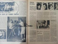 Ses Dergisi - 22 Eylül 1962 - Sayı:44 - Valerie Lagrange - Nusret İkbal - Memduh Ün - Belgin Doruk - Ayhan Işık - Nur İnsel - Sevil Candan - Gülriz Sururi - Engin Cezzar - Nur Sabuncu - Gülbin Eray - Üner İlsever - Teoman Özer - Tolga Tiğin - Çetin Köroğlu - Yılmaz Gruda - Selçuk Uluergüven - John Ericson - Aziz Basmacı - Charles Laughton - Sacha Distel - Ayla Kaya - Suna Pekuysal - Margaret Lee - Billur Köşk filmi - Cilalı İbo - Zeki Müren - Antony Perkins - Jane Fonda - Sophia Loren - Orhan Elmas - Sedat Demir - Mylene Demongeot - Catherine Deneuve - Marlene Dietrich - Avni Dilligil - Brigitt Berger - Cahide Sonku - Nedret Selçuker - Avni Anıl - Jayne Mansfield fotoğraf ve haberi - Tam Takım Dergi