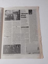 Cumhuriyet Kitap Gazetesi - 12 Şubat 1998 - Denemenin Usta Kalemi Vecihi Timuroğlu Fotoğrafı - Helsinki Yurttaşlar Derneği - Merhaba Sivil Toplum - Engin Turgut'un Yeni Şiirlerini Alihan Irmakkesen Değerlendirdi - Şenol Öztop - Arı İnan - Tarihe Tanıklık Edenler - Ali Akay Post-modern Görüntü Kitabı