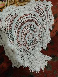 100 CM ÇAPINDA YUVARLAK MASA FİSKOS ÖRTÜSÜ TIĞ  EL İŞİ DANTEL KÜÇÜK TAMİRAT İSTER