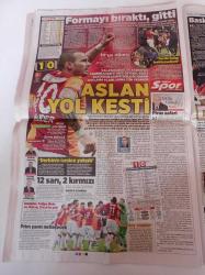 Milliyet Gazetesi - 7 Nisan 2014 -  Galatasaray Fenerbahçe Derbisinde 12 Sarı Kart 2 Kart 1 De Gol Vardı - Yargıdan Vur İhtarı - Başpiskopos'tan Tarihi Ziyaret - Reyhanlı Eylemi El Kaide'nin İşi - Ağrı Seçimi İptal - Modeller Mehter Marşı İle Yürüdüler