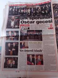Milliyet Gazetesi - 11 Mart 2009 - Türk Sporunun Gurur Gecesi Geleneksel Yılın Sporcusu Ödülleri - Elvan Abeylegesse- Ajda Pekkan Kürtçe Söyledi - Recep Tayyip Erdoğan Kriz Yok Mu Var Eyvallah - İkinci Ergenekon İddianamesi- İlköğretimde Türban Kavgası - Darwin'le İlgilenmek TÜBİTAK'ın İşi Değil - Eurovision