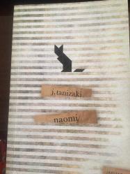 Naomi; Bir Budalanın Aşkı