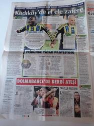 Cumhuriyet Gazetesi - 20 Kasım 2011 - Federasyonda Şike Gözaltısı Göksel Gümüşdağ İfade Verdi - Dolmabahçede Derbi Şöleni - Bir Bina Bir Tabela İşte Size Üniversite- Ömer Lütfi Akad'ı Kaybettik-- Kemal Kılıçdaroğlu Türkiye'nin Tek Sorunu Dersim Mi - Tıp Eğitimine Darbe - Yargısız İnfaz Tasarısı
