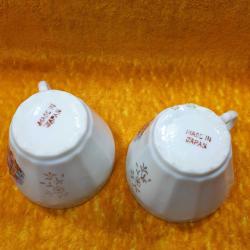 ANTİKA BİR ÇİFT MADE IN JAPAN FRAGONARD RESİMLİ PORSELEN FİNCAN , TABAKLARI YOK