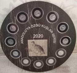 2020 1 Kuruş 12 Farklı Kuşlar Serisi Takım Alüminyum ,  Özel Ahşap kitinde (Hediyelik Vitrin ve Masa Üstü Ürün)