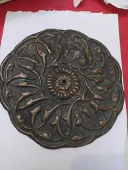 P83---ANTİKA PİRİNÇ TAVAN GÖBEĞİ