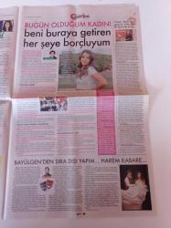 Cumhuriyet Cumartesi Gazetesi - 25 Eylül 2021 - Oyuncu İlayda Alişan Fotoğrafı - Sanat Otellerinin Müthiş Ambiyansı- Hanedan'ın Atatürk'e Saygısı Büyüktü - Olağan Şüpheliler Feyyaz Gümüş - Merkür Retrosu Başlıyor - Yaşasın Süveter Geri Döndü - Sonar Başlıyor - Türk Sinemasının Çekilemeyen Sahneleri