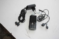 Sony Ericsson K750i    CEP TELEFONU ÇALISIYOR  DETAYLAR ACIKLAMADA (ANTİK KOLİ 13