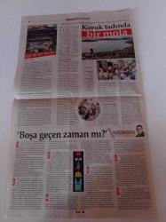 Cumhuriyet Pazar Gazetesi - 5 Mayıs 2019 - Zülfü Livaneli Demokrasi Filmi - Yayıncı İlhan Erdost'un Kızı Alaz Erdost - Michelle Obama Fotoğrafı - Goncagül Sunar Hepimizin Derdi Dert Anlatmak - Didim'de Yeni Keşfim Gelebeç- Arka Sokaklarında Hayat Var Ayvalık