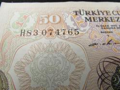 6.EMİSYON 1.TERTİP 50 TL TÜRK LİRASI H83 O74765 SERİ NUMARALI KAĞIT PARA ÇİL ALTI 858