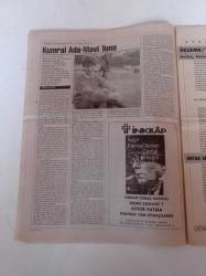 Cumhuriyet Kitap Gazetesi - 29 Mayıs 1997 - Sayı 380 - Simyacı Düşlerdeki Yolculuk Mutluluğun Sırrı Ve Paulo Coelho Fotoğrafı - Buket Uzuner'in Yeni Kitabı Kumral Ada - Muzaffer Buyrukçu - Işıl Özgentürk- Amelia Edgü - eşref Üren - Samuel Beckett