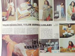 Erkekçe Aylık Aktüalite Sinema Tiyatro Müzik ve Magazin Dergisi  - Mart 1983 - Krallara Layık Bir Gece - Nadir Nadi Röportajı - Spor Toto - Dam Dam Dam - Dalyan - Büyük Altay'ı Kim Düşürüyor? - Kirli Hava ve Ankara - ''Evlilik Okulu''na Baskın! - - Mini Söyleşi - Koo Stark - Angie Posteri -  Emin Coşar - Espadrilli Ölüm - Yılın Güzeline Yılın Armağanları - Rejim Yapanlara Öğütler - 1992'de Bir Aile Günlüğü -- Lady Chatterley  - Bilgisayar ile Evlilik - Bilim Kurgu Hikayesi - İsaac Asimov - Kızılderili Falı - Aranan Çift - Büyüklere Masallar - Yehova Şahitleri - Erkekçe Tavsiyeler - Ayın Takvimi: Clio Goldsmith fotoğraf ve haberi - Ayın Takvimi Eki Mevcuttur - Posterli Tam Takım Dergi