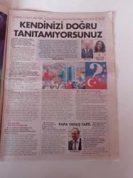Hürriyet Keyif Gazetesi - 15  Mayıs 2005 - Sünger Bob Adam Olmak İstiyor - Yelda Reynaud Ve Nihat Odabaşının Dört Gün Boyunca Çekilen Sevişme Sahnesi - Şair Behçet Necatigil'in Kızı Ayşe Sarısayın - Kaşgarlı Mahmud - Teoman - Candan Erçetin - Anathema - Mor Ve Ötesi - Yalın - Rasim Öztekin