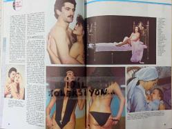 Erkekçe Aylık Aktüalite Sinema Tiyatro Müzik ve Magazin Dergisi - Aralık 1985 - Linda Blair - - Ay-yıldız mayo reklamı - Ahu Tuğba - Tarık Akan - Hülya Avşar - Angie Layne - Müge Gördürür - Neşe Erberk - Florence Guerin - Gina Lollobrigida - Joan Collins - Linda Gray - Morgan Fairchild - Sophia Loren - Victoria Principal - Mustafa Taşova - Ankara'da öğrenci pazarı - Marlboro sigara reklamı - Neşe Erberk - Nazlı Deniz - Müge Gördürür - Oya Aydoğan - Cüneyt Arkın - Müjde Ar - Bülent Ersoy - Bahar Öztan - Hülya Avşar - Banu Alkan - Serpil Çakmaklı - Tolga Savacı - Gökhan Güney - Nilgün Akçaoğlu -Havelock Ellis - - Güngör Bayrak - Burçin Orhon - Ayşegül Ünsal - Alev Sayın - Angie Layne - Neşeli Fıkralar - Bulmaca - 1985 te Türk sineması - Derimod reklamı -