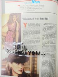 Erkekçe Dergisi - Kasım 1986 - Çetin Altan - Fenerbahçe'nin günahları - Afrika'ya yardımın iç yüzü - İstanbul'un en iyi 10 restoranı - Yeşilçam'ın Transseksüelleri - Rauf Tamer - Hasan Pulur - Cahit Külebi - İlhan Selçuk - Gülşen Bubikoğlu - Bayan Heper - Vitali Hakko - Kamil Şükun - Mete Süer - Atatürk'ün aşkı uğruna intihar eden kadın - Yasemin Koşal - Sevtap Parman - Rambo Reagan - Arabın intikamı - Doğum, Evlilik ve ölüm kehanetleri - Türk sinemasında cinsiyet değiştirenler - Müjde Ar - Fatma Girik - Öztürk Serengil - Gönül Yazar - Filiz Akın - Sezer Sezgin - Bülent Ersoy - Leyla Sayar - Selda Alkor  - Bulmaca - Merly Streep - Coşkun Demir - Neşeli fıkralar - Tv filmleri - filmler - Marlboro sigara reklamı - Derimod reklamı -