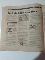 Cumhuriyet Kitap Gazetesi - 4 Kasım 1993 - Sayı 193 -  Cemil Meriç - Türk Tarihinde İslamiyet - Marksist Düşünce Sözlüğü - Futbol Ve Kültürü - İktisat İdeolojisinin Eleştirisi - Asmalımescit-Tüyap 12. İstanbul Kitap Fuarı - Fuarın Onur Yazarı Rıfat Ilgaz - Fuarın Ana Teması Çocuk Ve Kitap -
