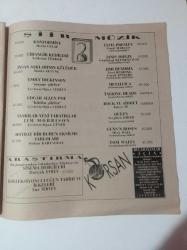 Cumhuriyet Kitap Gazetesi - 4 Kasım 1993 - Sayı 193 -  Cemil Meriç - Türk Tarihinde İslamiyet - Marksist Düşünce Sözlüğü - Futbol Ve Kültürü - İktisat İdeolojisinin Eleştirisi - Asmalımescit-Tüyap 12. İstanbul Kitap Fuarı - Fuarın Onur Yazarı Rıfat Ilgaz - Fuarın Ana Teması Çocuk Ve Kitap -