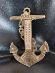 TERMOMETRE, DENİZCİ ÇAPASI ŞEKLİNDE PİRİNÇ TERMOMETRE. BALIK FİGÜRLERİ OLAN TERMOMETRE.