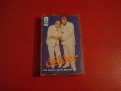 ZEKİ ALASYA METİN AKPINAR*DELİLER -KAĞIT BASKI KASET