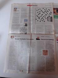 Cumhuriyet Pazar Gazetesi - 25 Kasım 2012 - Sayı 1392 - İmroz Yalnızlığını Bitirmek İstiyor -- Romantizm Greyder'de -Erkan Can Fotoğrafı - Kamera Motor Ve Sahne Balat'ta - Çolpan İlhan En Yakınınız Alzheimer Olursa - Aydoğan Özcan Teletıp'ın Mucidi Türk Bilimci