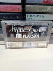 SEZEN AKSU - AĞLAMAK GÜZELDİR -- KASET --