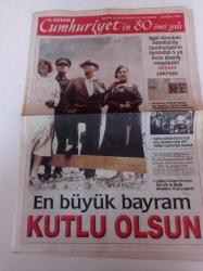 Akşam Cumhuriyet'in 80. Yılı Gazetesi - 29 Ekim 2003 - İşgal Altındaki İstanbul'da Cumhuriyet'in İlanından 5 Yıl Önceki Direniş Meşalesini Akşam Yakmıştı - İngiliz İstihbaratçılar 4 Yıl Önce Ülkesine Rapor Etti Türkler Cumhuriyet Kuracak - Çağdaş Türkiye'nin Temel Taşı Olan En Büyük Devrimleri 10 Yıla Sığdırdı - Ata'nın İsmet Paşa'yı Ateşle İmtihanı Mı- Enver Paşa