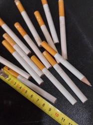 KALEM, SİGARA ŞEKLİNDE KALEM, 70 Lİ YILLAR DA ÇOK YAYGIN OLAN SİGARA ŞEKLİNDE KALEM. KOLEKSİYONLUK KONDÜSYONU ÇOK İYİ KORUNMUŞ NADİR BİR ÜRÜN..