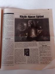 Cumhuriyet Kitap Gazetesi - 29  Haziran 1995 - Sayı 280 - 150 Yıldır Tahtında Polisiyenin Vazgeçilmez Keyfi - Kızılderili Bir Çocuğun Gözünden Doğa Sevgisi - Muzaffer Buyrukçu Divan Şiiri Antolojisi'ni Değerlendirdi - Cenk Koyuncu Turgay Kantürk'le Siyah Eşya Üzerine Konuştu - Behzat Ay Forrest Carter