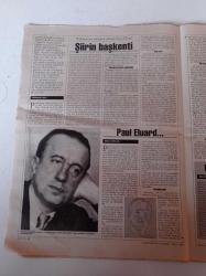 Cumhuriyet Kitap Gazetesi  - 14 Aralık 1995-  Sayı 304 - İçimizdeki Katilin Yazarı Patricia Highsmith Fotoğrafı - Mehmet Sucu'dan Halk Bunu Bilmesin - Gençlerin Bir Solukta Okuduğu Dizi Limandaki Canavar - Türkmenceden Türkçe'ye İlk Sözlük - Tiksinti Çağı - Reşat Nuri'nin Romancılığı - Teoride Sınıf Ulus Edebiyat