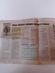 Cumhuriyet Bilim Teknik Gazetesi - 13 Mart 1993 - Sayı 312 - İlk Yapay Aşındırıcı Karborundum - Denizanaları Niçin Ortaya Çıkar - Kuduz Niçin Sudan Korkar - Sinüzit Nasıl Bir Hastalıktır -İslam'da Bilim Niçin Geri - Ağaç Kavunu Ortadan Yok Oldu - Cep Bilgisayarları - İnsanın İç Ve Dış Başarısı Üzerine