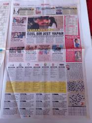 Sözcü Şık Gazetesi - 27 Ocak 2015 - Özcan Deniz - Mert Fırat Rock Star Oldu - John Malkovich Çekimde - Arka Sokaklar Dizisi - Mustafa Avkıran'a Zaman Makinesi Gibi Makyaj - Gökçe Bahadır - 2015 Kainat Güzeli Paulina Vega - Hande Ataizi - Serdar Ortaç - Didem Taslan