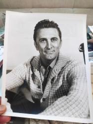 SR----1960'LAR HOLLYWOOD KİRK DOUGLAS BÜYÜK BOY FOTOĞRAF