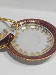 P2------İKİ ADET İSTANBUL PORSELEN ALTIN VARAK KAHVE FİNCANI