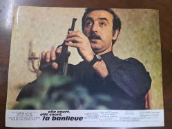 Elle court , Elle Court, La Banlieue Filmi - Lobi kartı - No: 8 - Lobby Cards -  Marthe Keller - Jacques Hıgelın - Dans Un Film De Nıcole De Buron - Realise Par Gerard Pires - Robert Castel - Annie Cordy - Ginette Leclerc - Jean - Pierre Darras - Claude Pieplu - Nathalie Courval - Les Freres Ennemis - Pierre Braunberger