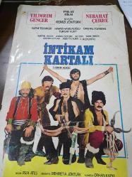 İntikam Kartalı 5 Çirkin Adam filmi - Lobi Kartı - No: 1 - Lobi Cards - Yıldırım Gencer- Nebahat Çehre- Suphi Tekniker - Hayati Hamzaoğlu- Danyal Topatan - Turgut Kurt - Nuran Aksoy - Leman Öztürk - Ali Şen -  Tarık Şimşek - Gülten Ceylan - Juliette Bora - Ali Kapkı- Rıza Ateş - Mehmet A. Jöntürk - Orhan Kapkı - Polat Film