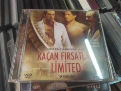 VCD FİLM - KAÇAN FIRSATLAR LİMİTED (ÇAĞAN IRMAK'TAN KABUSLAR EVİ- 5. HİKAYE )- LEVENT ÜZÜMCÜ-BENNU YILDIRIMLAR- ALİ DÜŞEN KALKAR - 2 CD
